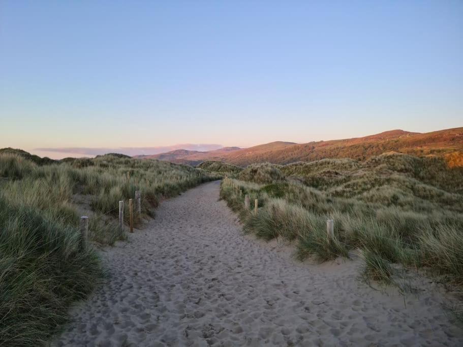 Holiday Cottage In Snowdonia Harlech Exterior photo